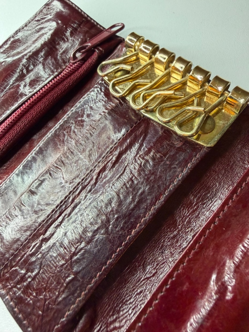 Vintage Burgundy Red Genuine Eel Skin Leather Key Wallet w/ Zip Pouch - Picture 7 of 14